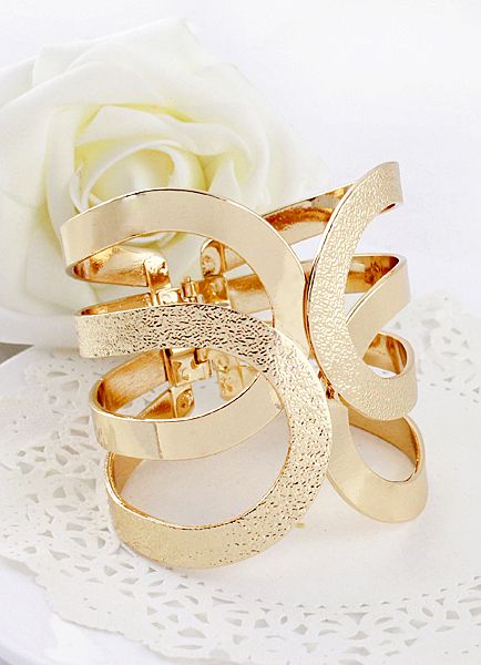 Bracelete Fashion Dourado